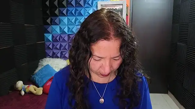 Snapshot of katifoxx chatting on 09/20/25, 05:29 katifoxx online show from 09/20/25, 05:29