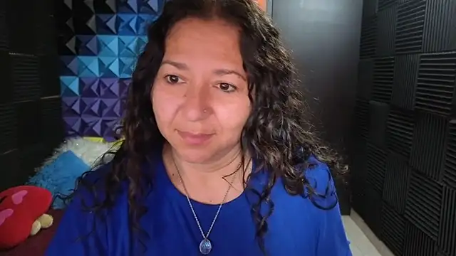 Snapshot of katifoxx chatting on 09/17/25, 05:59 katifoxx online show from 09/17/25, 05:59