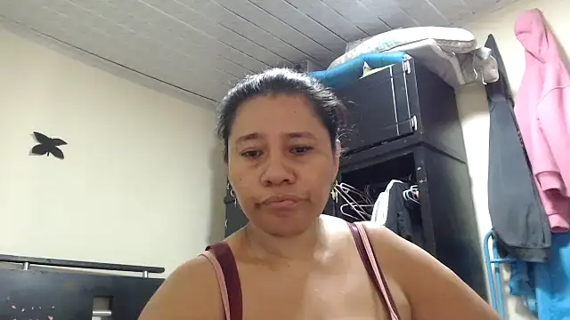 adrixxx38 online show from 05/11/26, 05:10