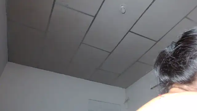 adrixxx38 online show from 11/24/25, 02:00