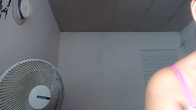 adrixxx38 online show from 12/18/25, 09:29