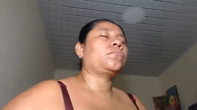 adrixxx38 online show from 10/24/25, 07:07