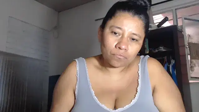 adrixxx38 online show from 02/23/26, 10:32