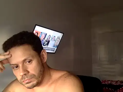 Snapshot of FelipeRiver chatting on 01/06/26, 08:02 FelipeRiver online show from 01/06/26, 08:02