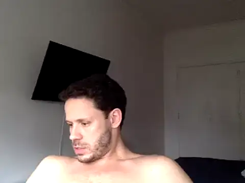 Snapshot of FelipeRiver chatting on 12/03/24, 08:44 FelipeRiver online show from 12/03/24, 08:44