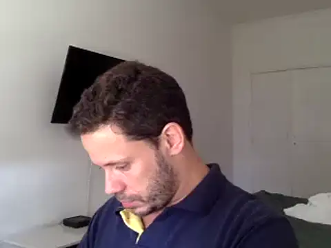 Snapshot of FelipeRiver chatting on 03/18/25, 02:06 FelipeRiver online show from 03/18/25, 02:06