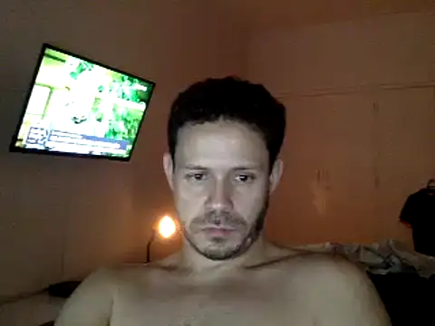 Snapshot of FelipeRiver chatting on 12/04/24, 02:36 FelipeRiver online show from 12/04/24, 02:36