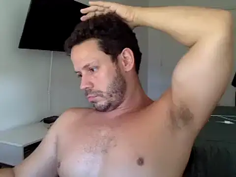 Snapshot of FelipeRiver chatting on 02/11/25, 02:35 FelipeRiver online show from 02/11/25, 02:35