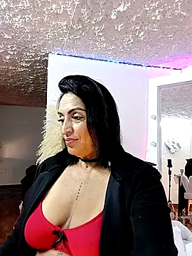 Snapshot of zullyxhot chatting on 10/01/25, 09:51 zullyxhot online show from 10/01/25, 09:51