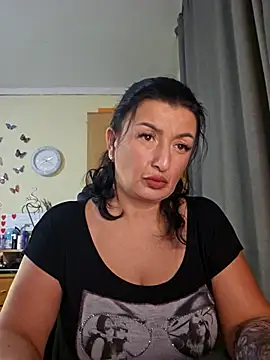 Hotangel75 online show from 11/21/25, 05:12