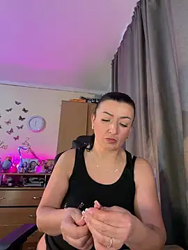 Hotangel75 online show from 02/12/26, 09:20