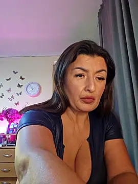 Hotangel75 online show from 09/28/25, 05:09