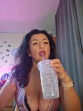 Hotangel75 online show from 11/05/25, 06:38