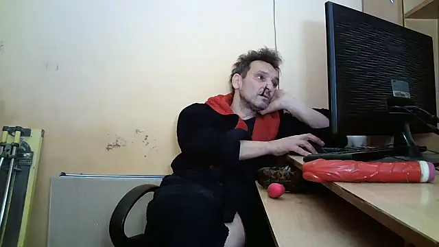 Snapshot of dundyFocus chatting on 03/20/26, 10:16 dundyFocus online show from 03/20/26, 10:16