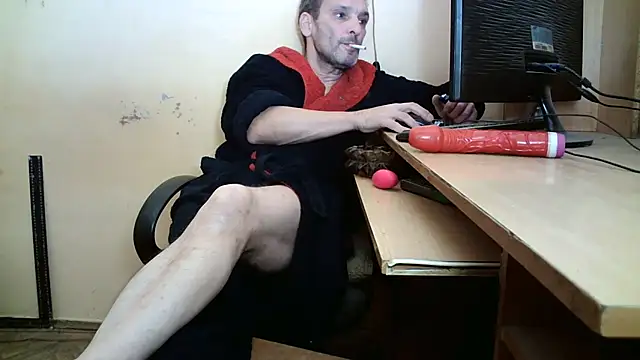 Snapshot of dundyFocus chatting on 11/07/25, 03:16 dundyFocus online show from 11/07/25, 03:16