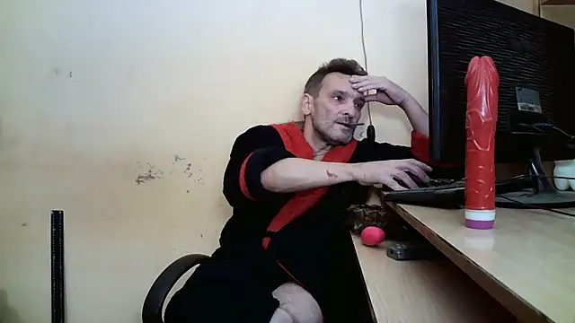 dundyFocus online show from 09/27/25, 02:34