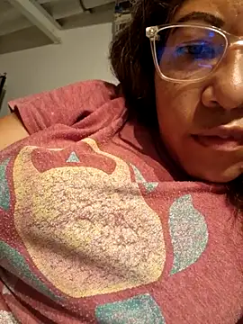 mila38 online show from 10/28/25, 05:56