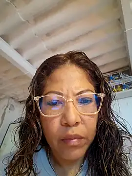 mila38 online show from 02/13/26, 10:04