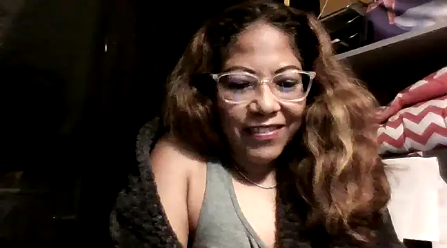 Snapshot of mila38 chatting on 01/25/25, 12:27 mila38 online show from 01/25/25, 12:27