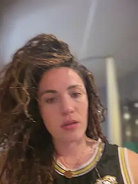 Clara-xoxo online show from 02/13/26, 10:59