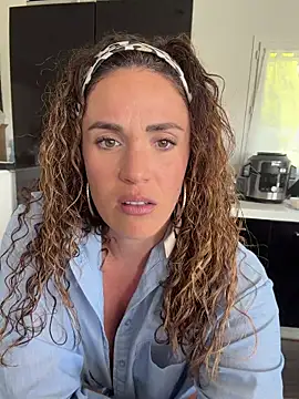 Clara-xoxo online show from 03/26/26, 01:09