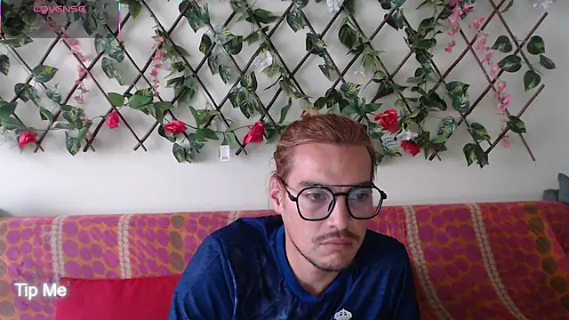 Jack Emily1 online show from 04/07/26, 07:37