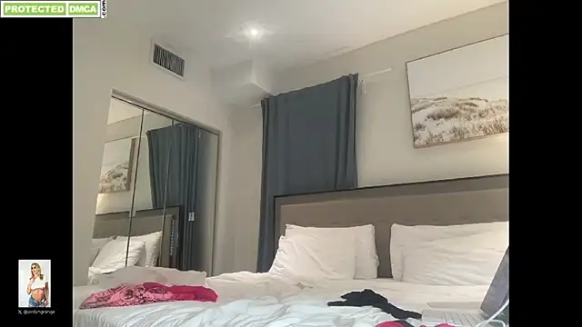 JordynGrange online show from 09/19/25, 10:14