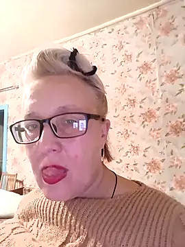 Cerd Ayaz online show from 10/29/25, 02:49