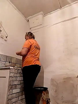 Cerd Ayaz online show from 10/21/25, 12:48