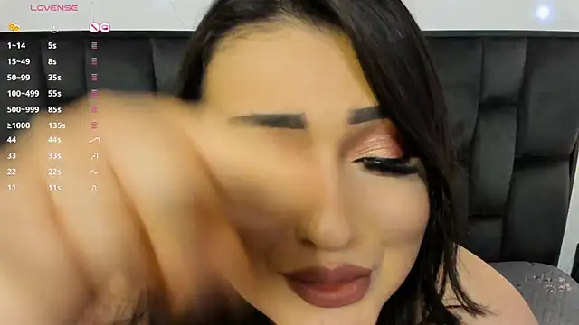 MartinaMadisson online show from 03/10/25, 08:39