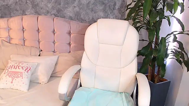 Snapshot of niko_robin chatting on 03/21/25, 06:07 niko robin online show from 03/21/25, 06:07