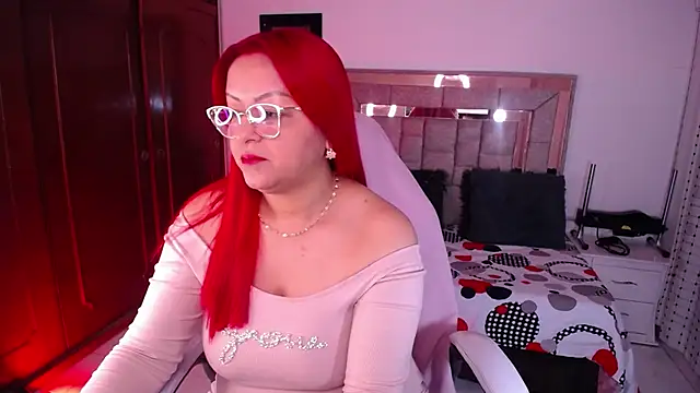 Snapshot of salomecastro_ chatting on 11/05/25, 02:58 salomecastro online show from 11/05/25, 02:58