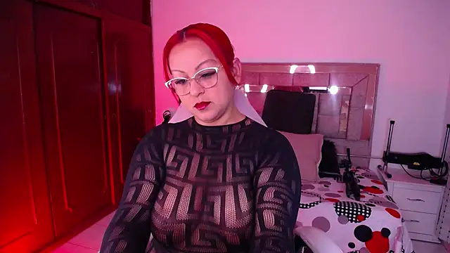 salomecastro  online show from 04/04/26, 03:13