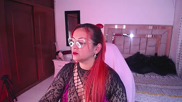 Snapshot of salomecastro_ chatting on 03/13/25, 11:59 salomecastro online show from 03/13/25, 11:59