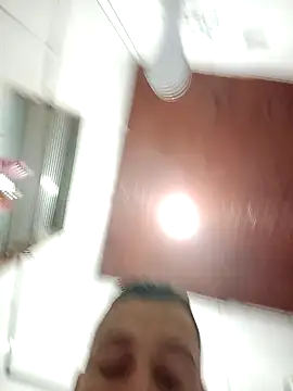 AzureKnee online show from 03/30/26, 09:38