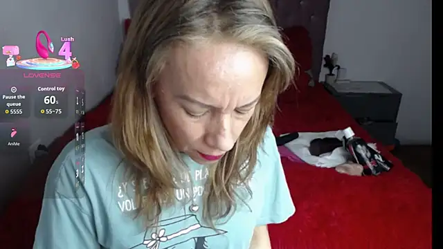 cristin doll  online show from 11/19/25, 09:26