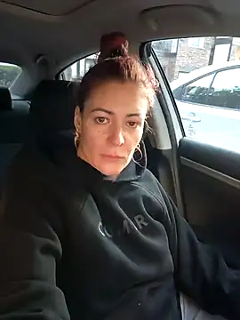 Snapshot of HollyTattoo chatting on 10/02/25, 12:08 HollyTattoo online show from 10/02/25, 12:08