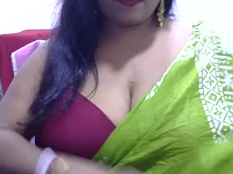 Snapshot of ROSEE_MERRYYYY chatting on 09/11/25, 09:31 ROSEE MERRYYYY online show from 09/11/25, 09:31