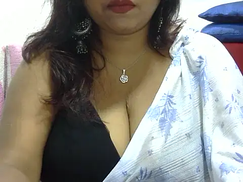 Snapshot of ROSEE_MERRYYYY chatting on 09/25/25, 07:20 ROSEE MERRYYYY online show from 09/25/25, 07:20