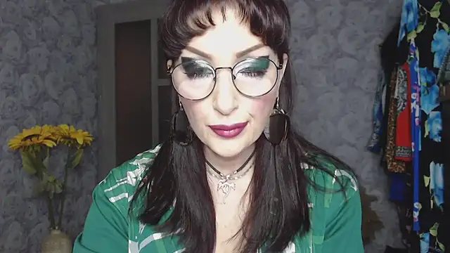 Aziza1 online show from 04/11/26, 01:37