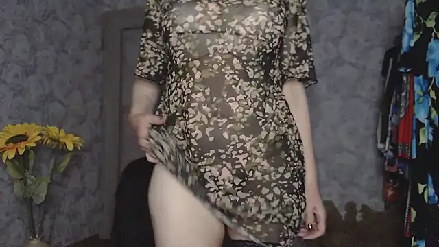 Aziza1 online show from 06/22/26, 01:41