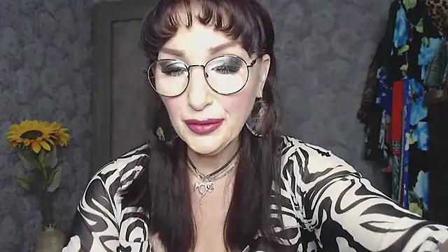Aziza1 online show from 07/16/26, 02:25