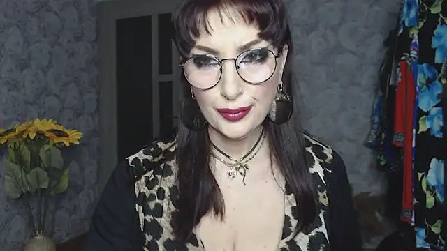 Aziza1 online show from 04/18/26, 07:18