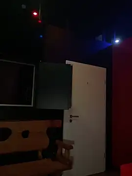 Etwas neugierig online show from 01/14/26, 02:09