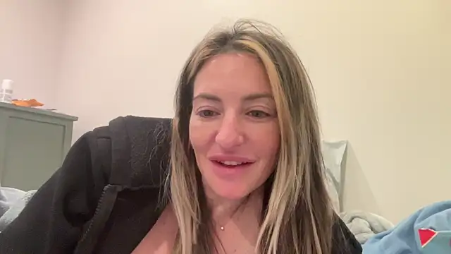 AmandaStarryNight online show from 12/20/24, 02:26