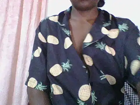 Hamie sexy online show from 12/04/25, 12:04