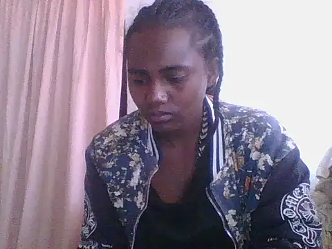 Snapshot of Hamie_sexy chatting on 09/11/25, 08:47 Hamie sexy online show from 09/11/25, 08:47