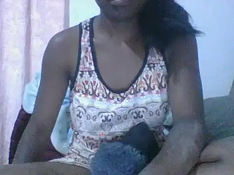 Hamie sexy online show from 10/24/25, 02:38