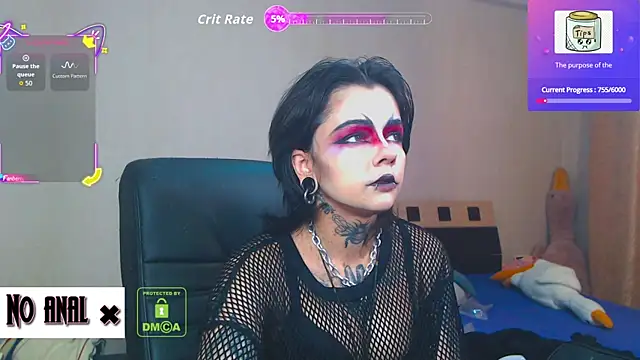 Snapshot of Dark__Elf chatting on 10/13/25, 09:38 Dark Elf online show from 10/13/25, 09:38