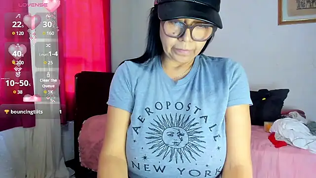 Snapshot of Silver_Lovee chatting on 01/16/25, 08:14 Silver Lovee online show from 01/16/25, 08:14